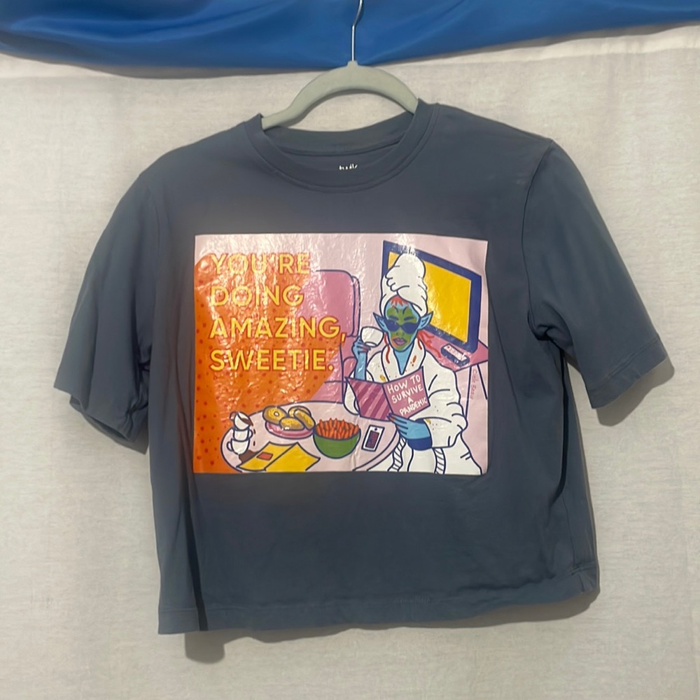 Short sleeve graphic tee